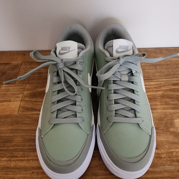 Nike Court Legacy Lift Women's Green Sneakers - Picture 2 of 7
